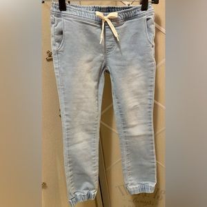 Girls size 8 YMI Pull-on Jeans retail $34